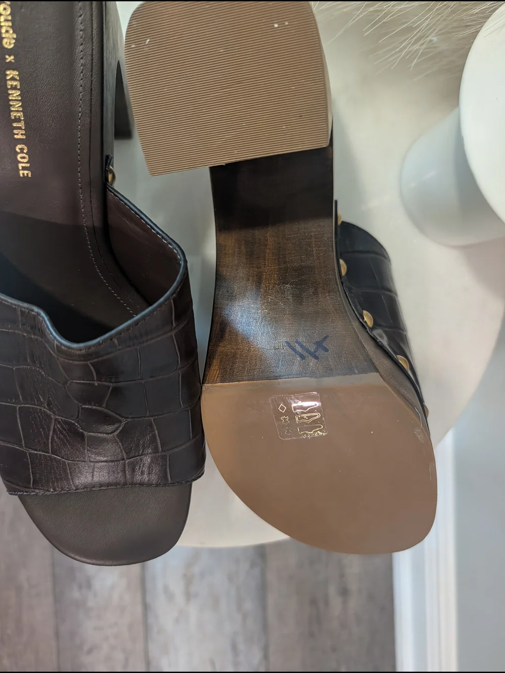 Larroude X Kenneth Cole Black Croc-embossed Platform Mule Sz 9